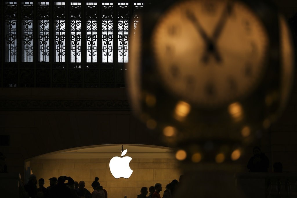 You are currently viewing Bir devin çöküşü: Apple hisseleri yere serildi. Peki bu bizi neden ilgilendiriyor?