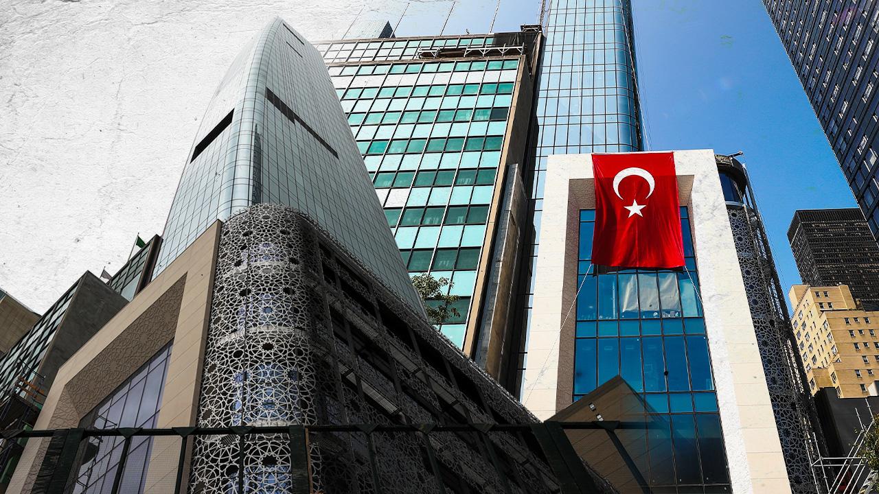 You are currently viewing İktidar dev binalar ve devleşen sorunlar açmazında…