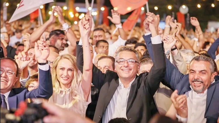 You are currently viewing Kıbrıs’ta kim kaybetti, kazanan kim?