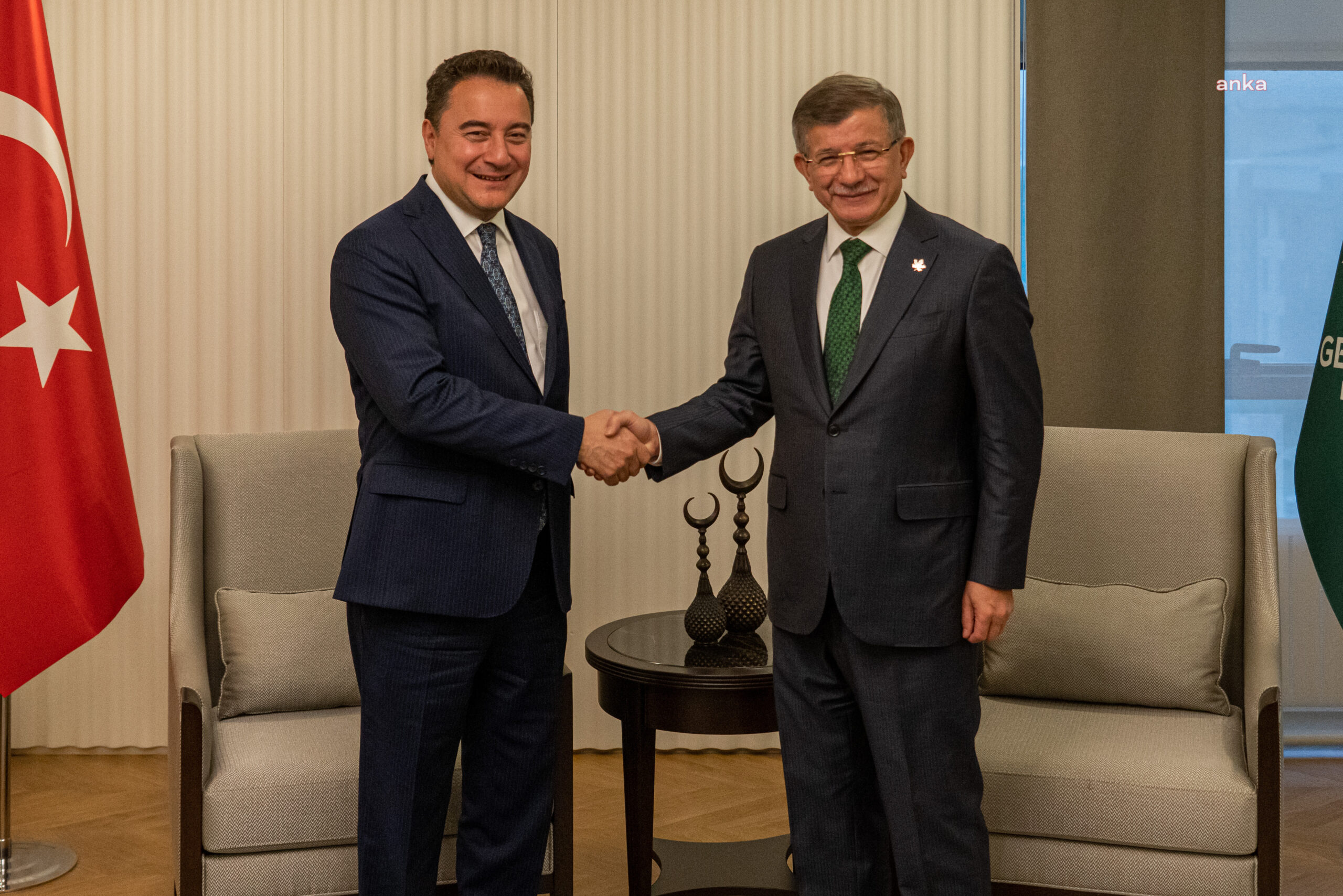 You are currently viewing Siyasetin altın kuralını unutanlara hatırlatırım