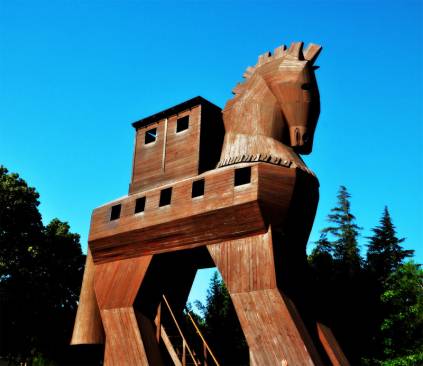 You are currently viewing Savaşın mertlikle ilgisi yok… Haberler yalan, operasyonlar çakma…